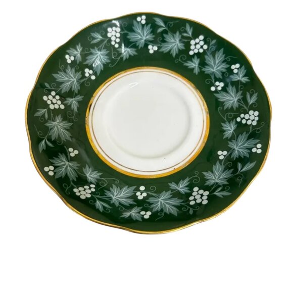 Vintage Royal Albert Chateau Series Lyons Tea Cup and Saucer - Picture 4 of 6